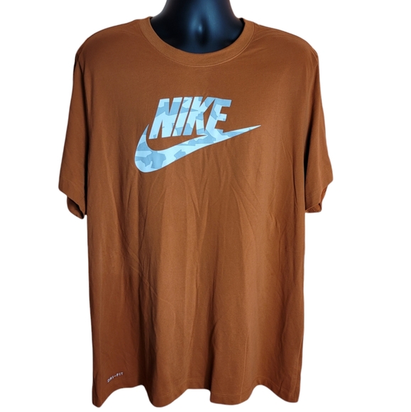 Nike Dri-fit T-shirt size XXL - Picture 5 of 8